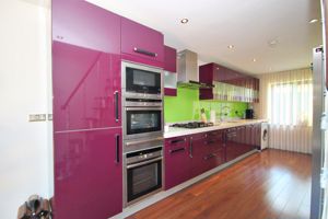 Photo 9- click for photo gallery